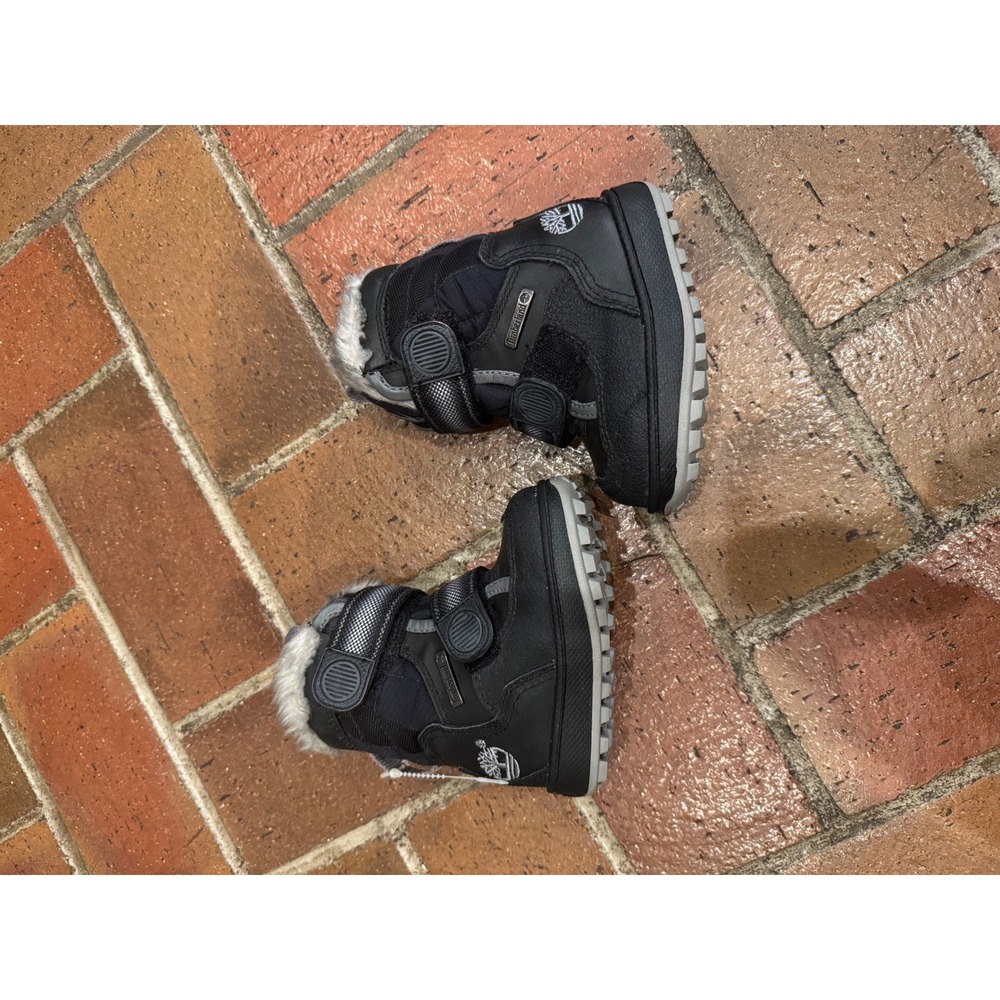 Timberland Kids Black Gore Tex Snow Boots Fur Lined Hook Loop Size 4